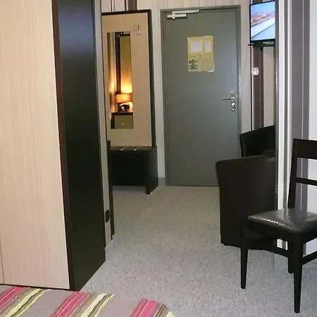 L'européen Hotel 3*